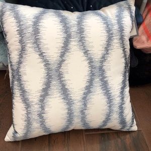 Ayesha white blue pillow NWT